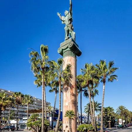 Puerto Banus First Line With Sea And Marina Views *