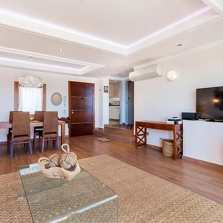 公寓 Puerto Banus First Line With Sea And Marina Views