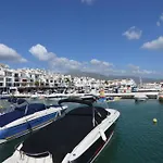Puerto Banus First Line With Sea And Marina Views Lejlighed